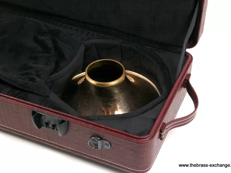 Marco Magi DR Artist Screw Bell Tenor Trombone Case – Textured Red Exterior Top View